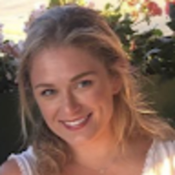 Meet your Posher, Clara - Picture 1 of 1